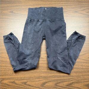 Free People Movement M/L Womens Charcoal gray Leggings